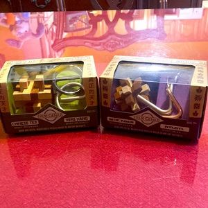 NWT 2 Chinese puzzles